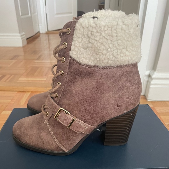 Express Sherpa Lace up Booties - Picture 5 of 5